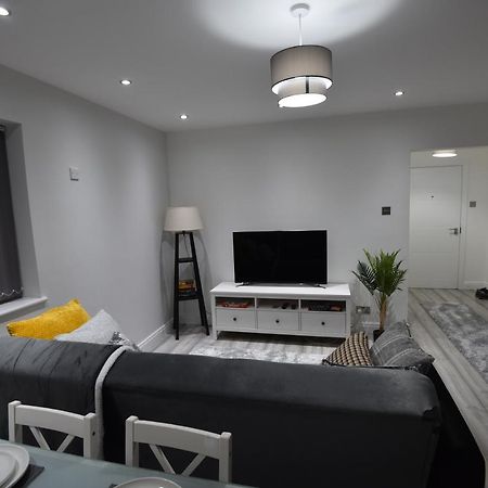 Cozy! 2-Bedroom Exclusive Apartment Near Bristol City Centre Easton Speedwell Sleeps Upto 6 المظهر الخارجي الصورة