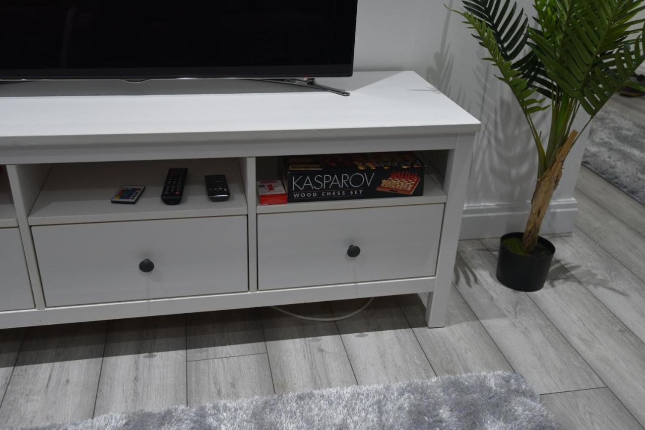 Cozy! 2-Bedroom Exclusive Apartment Near Bristol City Centre Easton Speedwell Sleeps Upto 6 المظهر الخارجي الصورة
