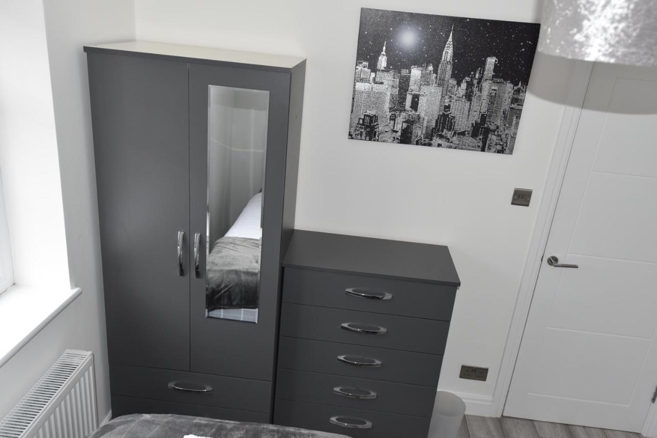 Cozy! 2-Bedroom Exclusive Apartment Near Bristol City Centre Easton Speedwell Sleeps Upto 6 المظهر الخارجي الصورة